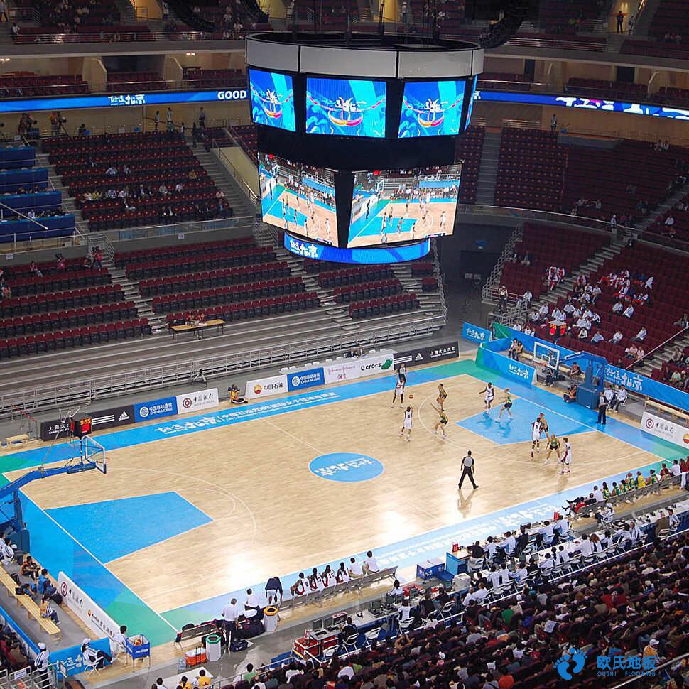 NBA 比賽場館運(yùn)動(dòng)木地板什么樣