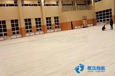 楓木體育場(chǎng)館木地板的優(yōu)點(diǎn)