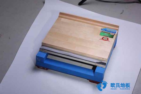 荊州運(yùn)動(dòng)場館實(shí)木地板