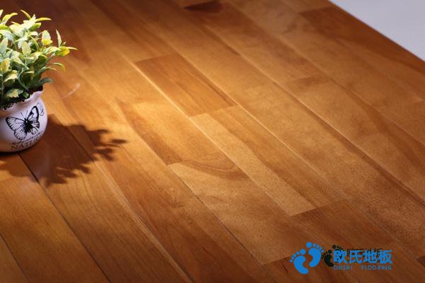 體育運(yùn)動地板較低價格