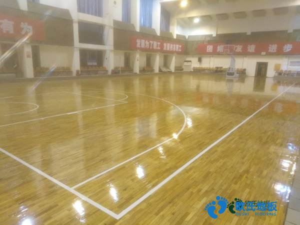 學(xué)校籃球運動木地板施工流程