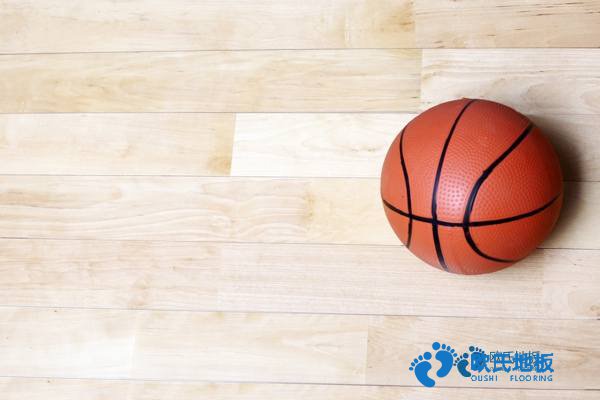 學(xué)?；@球地板有哪幾種