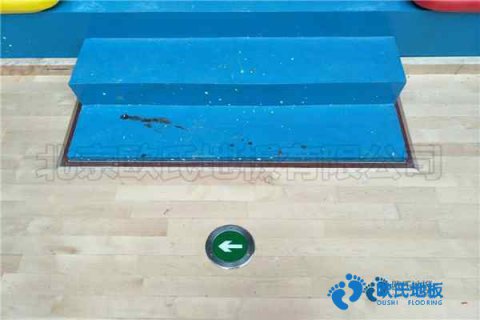 學(xué)?；@球場(chǎng)地地板防潮層
