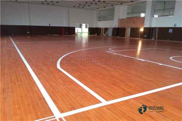 較好的籃球運動木地板結(jié)構(gòu)分多少層
