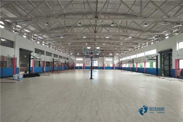 較好的籃球運(yùn)動(dòng)木地板工程案例