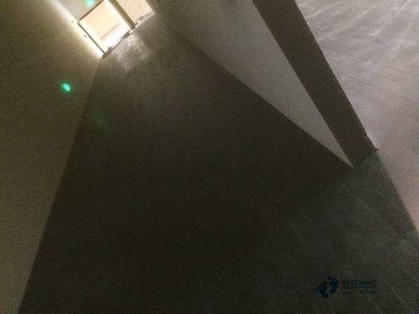 用什么運(yùn)動木地板優(yōu)點(diǎn)