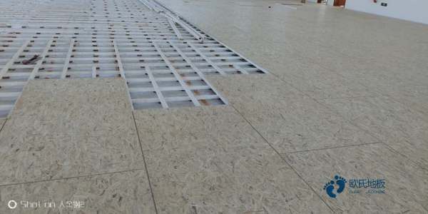 運(yùn)動(dòng)場(chǎng)木地板價(jià)格多少錢(qián)3