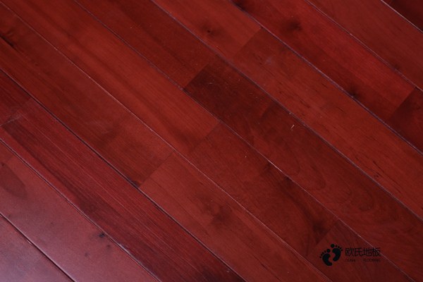 學(xué)?；@球場館地板哪種比較好2