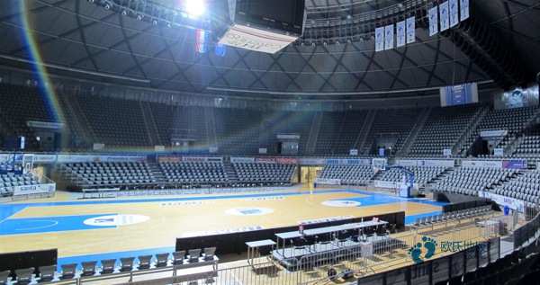 學(xué)?；@球場地木地板如何選2