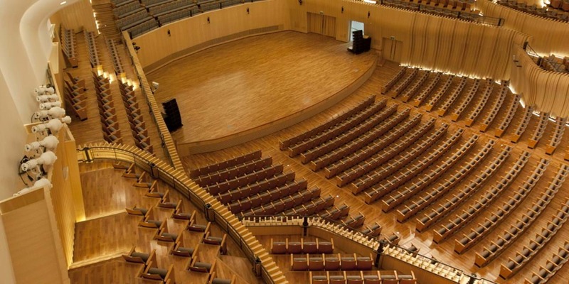 購買俄勒岡松舞臺(tái)體育場地板哪個(gè)牌子好1