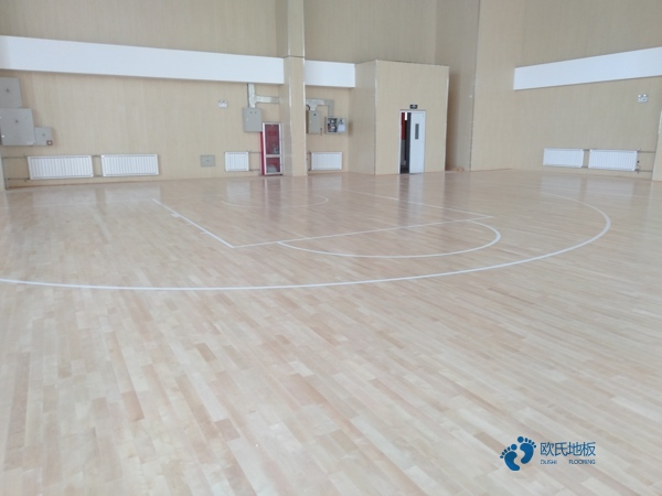 耐用運(yùn)動(dòng)體育木地板排行2